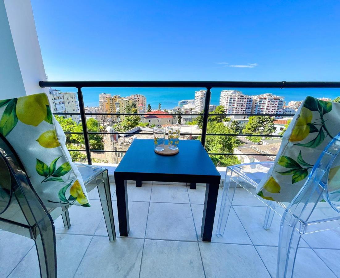 Nostalgic Sea View Apartments Durrës 外观 照片