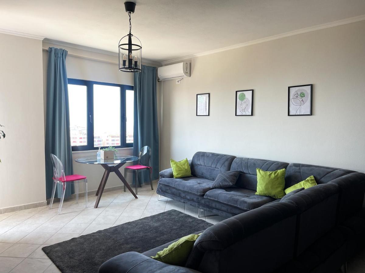 Nostalgic Sea View Apartments Durrës 外观 照片